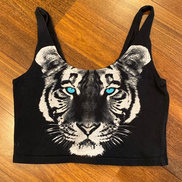 Tiger crop tight tank - Picture 1 of 2